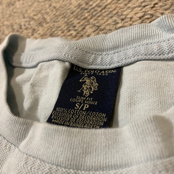 Baby blue and pink USPA shirt - Picture 3 of 3
